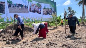 20251008_Penanaman-jagung-serentak-di-Kecamatan-Balikpapan-Timur.jpg