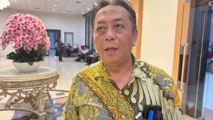 20251010_Kepala-Disnakertrans-Kaltim-Rozani-Erawadi.jpg