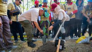 20251012-tanam-kopi.jpg