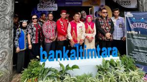 20251025_Wakil-Bupati-Kukar-Nanang-Adriani-mengapresiasi-Bankaltimtara-di-Festival-Dahau-2025.jpg