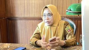 20251027_Kepala-Dinas-PUPR-Samarinda-Desy-Damayanti-menjelaskan-uji-kelayakan-terowongan.jpg