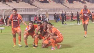 20251028_Borneo-fc.jpg