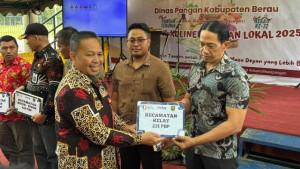 20251114_51-ribu-kepala-keluarga-KK-di-Kabupaten-Berau-Terima-Bantuan-Pangan.jpg