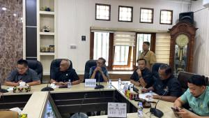 20251118_Komisi-III-DPRD-Balikpapan-menggelar-Rapat-Dengar-Pendapat-RDP.jpg