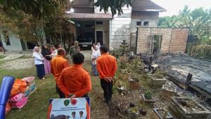 20251119_BPBD-PPU-Kirimkan-Bantuan-Korban-Kebakaran-Sesulu.jpg