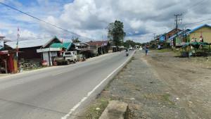 20251120_Ruas-jalan-provinsi-di-Desa-Tanah-Periuk.jpg