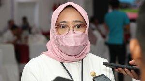 Andi-Sri-Juliarty-Kepala-DKK-Balikpapan.jpg