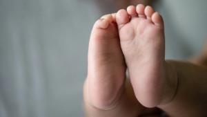 Bayi-GA-Meninggal-karena-Gagal-Ginjal-Akut-Orangtua-Cari-Utangan-untuk-Bayar-Kargo-Kirim-Jenazah.jpg