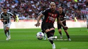 Bek-sayap-serba-bisa-AC-Milan-Theo-Hernandez-K.jpg