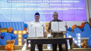 Direktur-Utama-bank-bjb-Yuddy-Renaldi-dan-Direktur-Utama-PT-Taspen-ANS-Kosasih.jpg