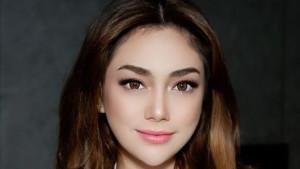 Foto-cantik-Celine-Evangelista.jpg