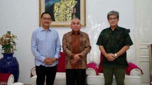 Gubernur-Isran-Noor-momen-bertemu-Kepala-Otorita-IKN.jpg
