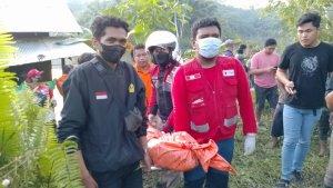 Jasad-korban-saat-dievakuasi-ke-RSUD-AW-Sjahranie-Samarinda.jpg