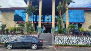 Kantor-Pengadilan-Tinggi-Kaltim-sudah-menerima-undangan-0.jpg