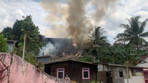 Kebakaran-yang-terjadi-di-Jalan-Milono-Gang-1-RT-12-habis-terbakar-hari-ini-Rabu-572023.jpg