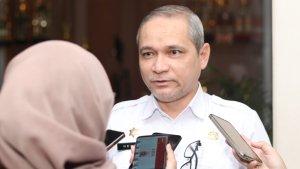 Kepala-Disdukcapil-kota-Balikpapan-Hasbullah-Helmi-0.jpg