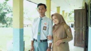 Kisah-viral-guru-cantik-diajak-me.jpg