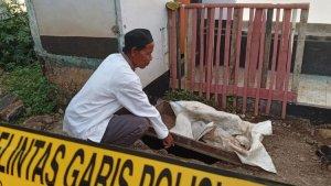 Lubang-tempat-ditemukan-mayat-anak-berusia-2-tahun.jpg