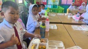 MAKAN-BERGIZI-GRATIS-NUNUKAN.jpg