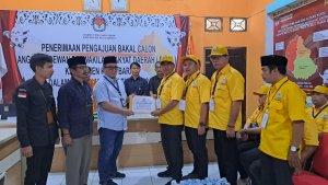 Partai-Golkar-Kutai-Barat-daftarkan-sebanyak-25-bakal-calon-legislatif-Bacaleg-DPRD.jpg