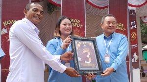 Pasangan-calon-Owena-Mayang-Shari-Belawan-dan-Stanislaus-Liah.jpg