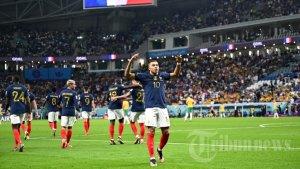 Penyerang-Perancis-Kylian-Mbappe-Tengah-mer.jpg