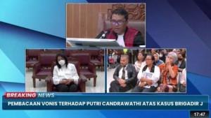Putri-Candrawathi-saat-sidang-vonis-kasus-pembunuhan.jpg