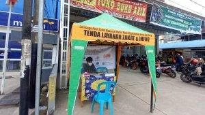 Salah-satu-gerai-Laznas-BMH-di-Jalan-Yos-Sudarso-2-Samping-Bank-Mandiri-t.jpg