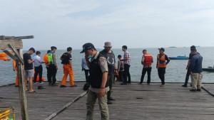 Suasana-lokasi-kejadian-tempat-pria-tak-dikenal-diduga-melompat.jpg