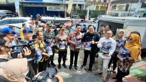 Walikota-Andi-Harun-Wakil-Kepala-Divisi-Regional-Bulog-Samarinda.jpg