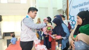 YBM-PLN-UID-Kalimantan-Timur-dan-Kalimantan-Utara-menggelar-pengobatan-gratis-dan-pembagian.jpg