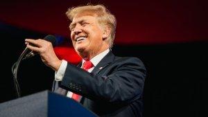 donald-trump-mengatakan-platform-truth-social-akan-menentang-tirani-teknologi-besar.jpg