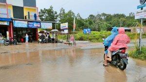 gala-puncak-graha-indah-balikpapan-utara-banjir.jpg