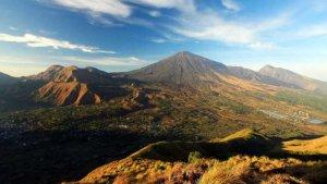 gunung-rinjani-nusa-tenggara-barat.jpg