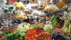 harga-tahu-parah-di-Pasar-Buton.jpg