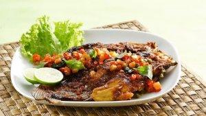 ikan-bakar-bumbu-kacang.jpg
