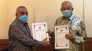 isran-bangun-jalan-tabang-muara-pahu.jpg
