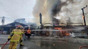 kebakaran-5-terbakar.jpg