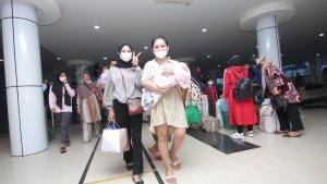 penumpang-lega-tak-lagi-keluar-duit.jpg