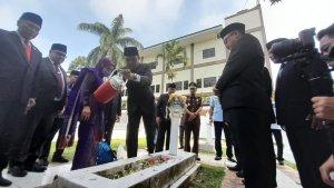 rombongan-pejabat-di-lingkungan-pemerintah-kota-samarinda.jpg