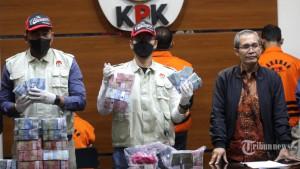uang-kpk-2023.jpg