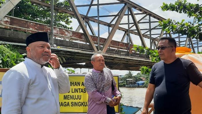 Wabup Berau dan PUPR Provinsi Tinjau Lokasi Perbaikan Jembatan Sambaliung