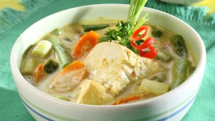 Resep Tahu Bumbu Kare, Menu Makan Siang Super Gurih yang Bikin Seisi Rumah Pengin Ngunyah Terus