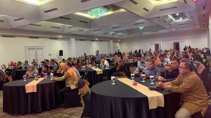 Galakkan Penggunaan Smartphone untuk Aktivasi Pemutakhiran Data Keluarga 2023, BKKBN Gelar Workshop
