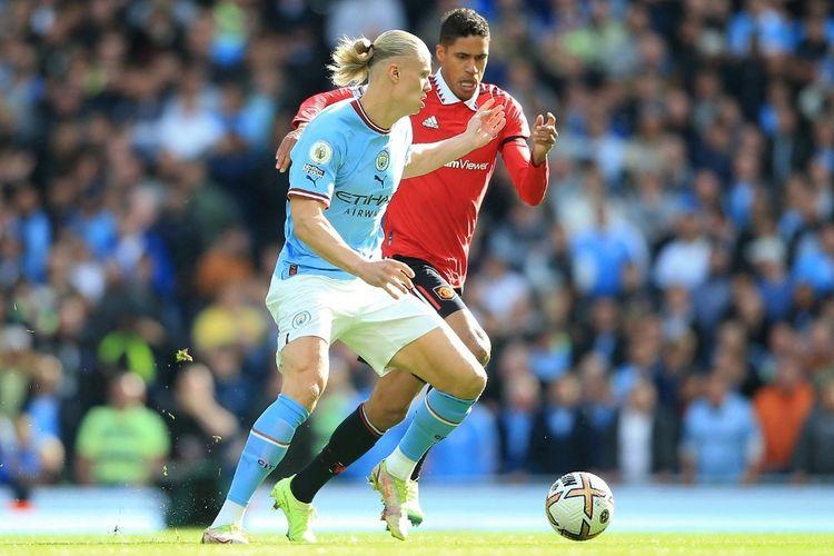 20230602_Duel-Erling-Haaland-dengan-Raphael-Varane-pada-laga-Man-City-vs-Man-United.jpg