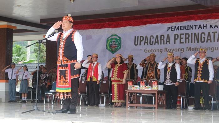 20230607_Bupati-Mahulu-Bonifasius-Belawan-Geh-menjadi-inspektur-upacara-Hari-Lahir-Pancasila.jpg
