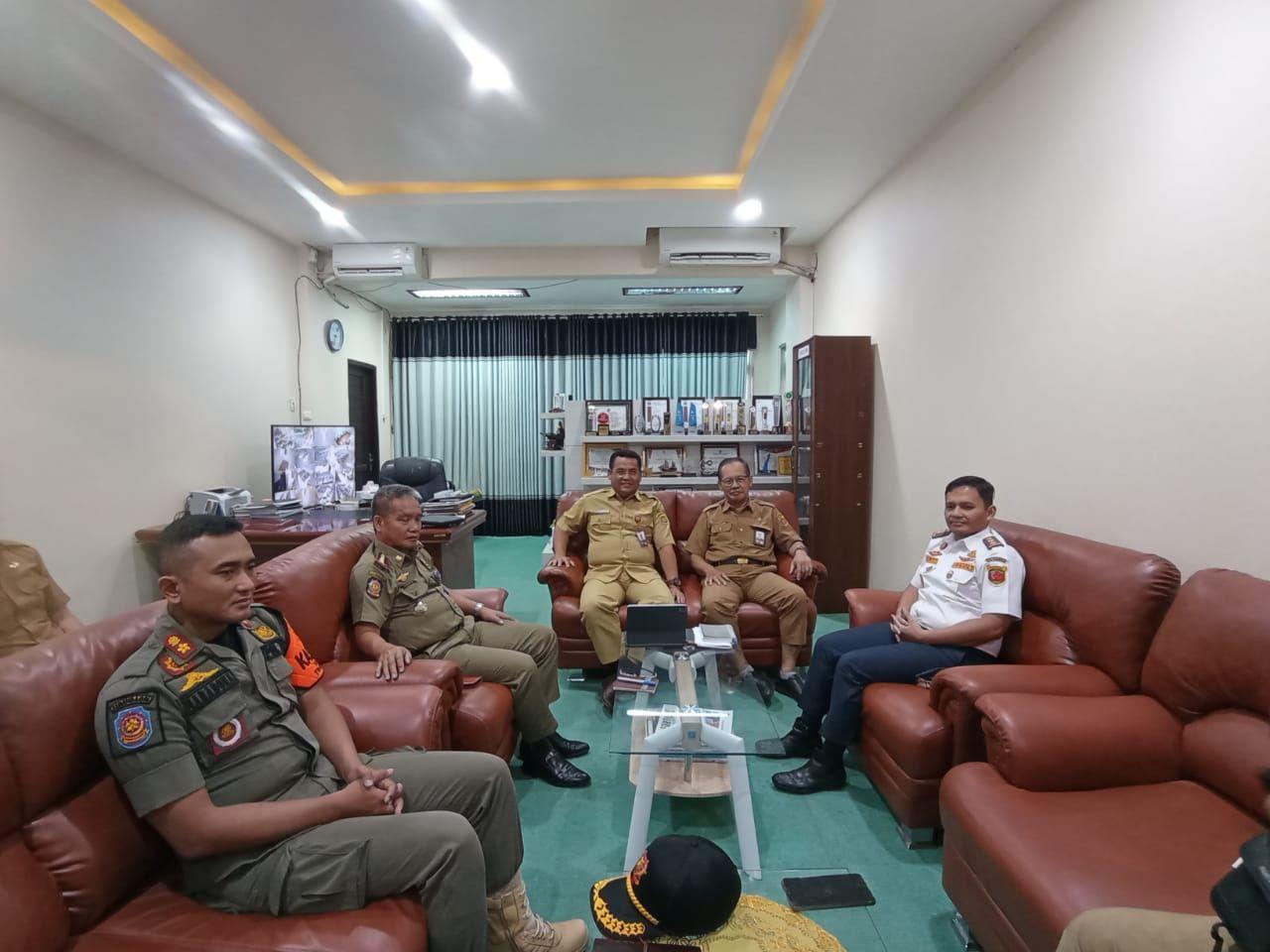 Di Tepian Mahakam Jukir Liar Tarik Jasa Parkir Hingga Rp 10 Ribu, Warga Samarinda tak Nyaman