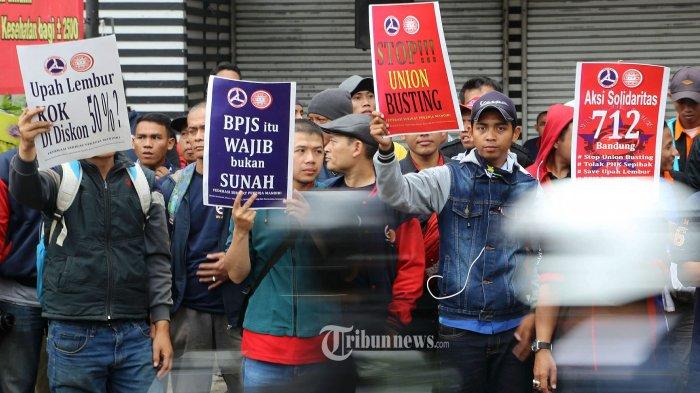 20230810_Aksi-Buruh-di-Jawa-Barat.jpg