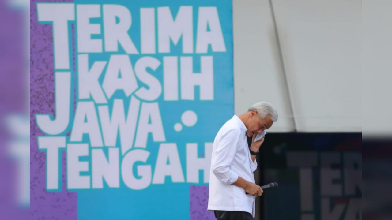 Ganjar Pranowo Buka-Bukaan di UI, Bongkar Kelakuan Pejabat Jateng, Langsung Kunker ke Luar Negeri