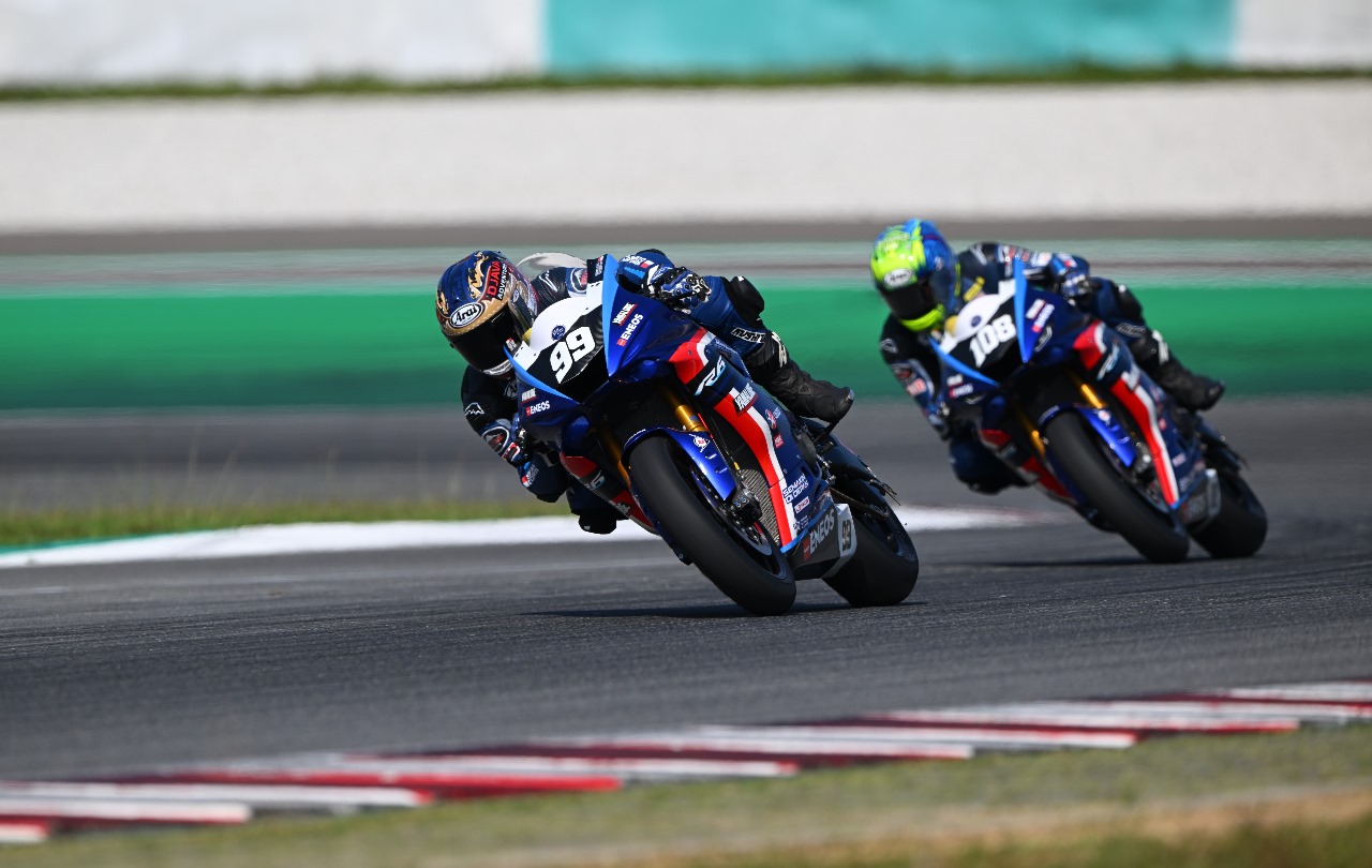 Para Pembalap Tim Yamaha Racing Indonesia Optimistis Raih Poin Maksimal di ARRC 2023 China - 20231103-3.jpg